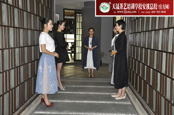 第161期：台湾十八道茶艺茶具展示学习，茶艺形体训练(图4)