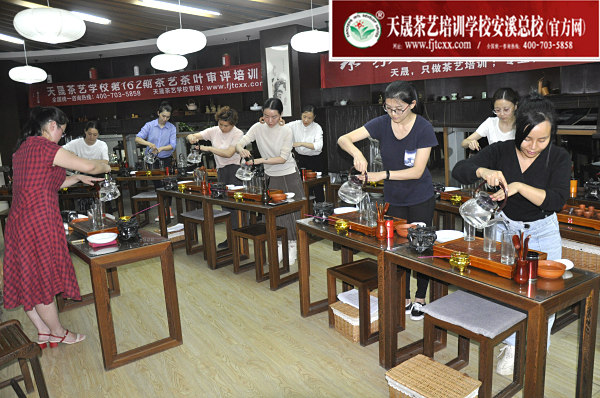 第162期：选修课之绿茶茶艺表演(图3)