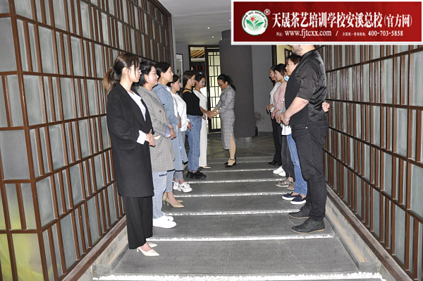 第165期：台湾十八道茶艺茶具展示学习，茶艺形体训练(图4)