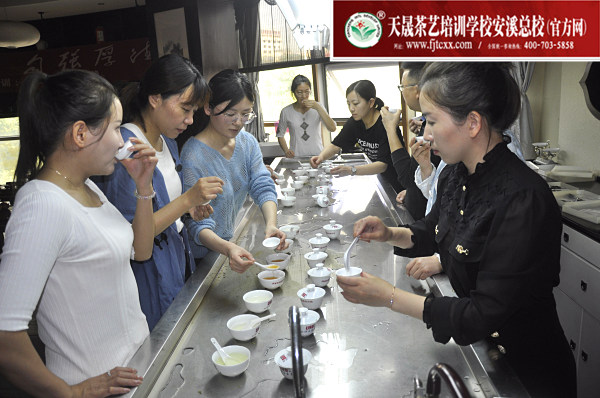 第165期：红茶的加工与审评、八大茶类实践审评(图2)