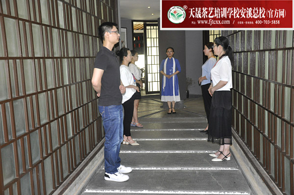 第166期：台湾十八道茶艺茶具展示学习，茶艺形体训练(图4)