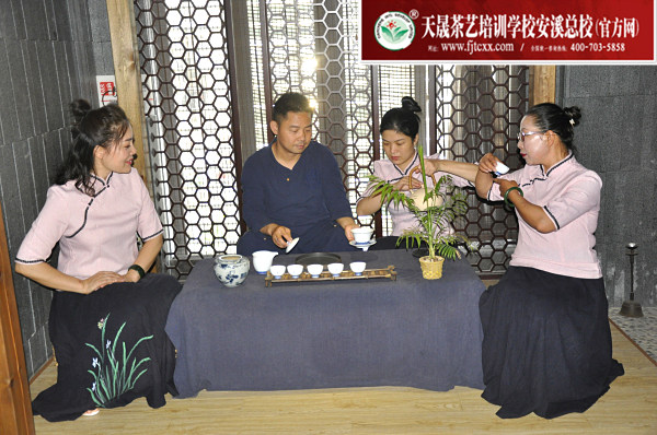 天晟茶艺学校第168期毕业合影留念(图2)