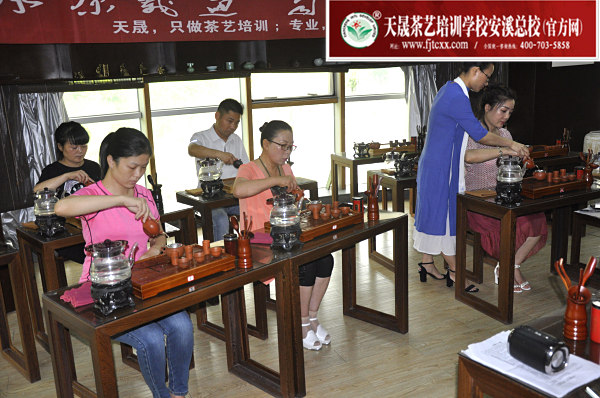 第168期：台湾十八道茶艺分段讲解与训练、茶艺坐姿训练(图3)