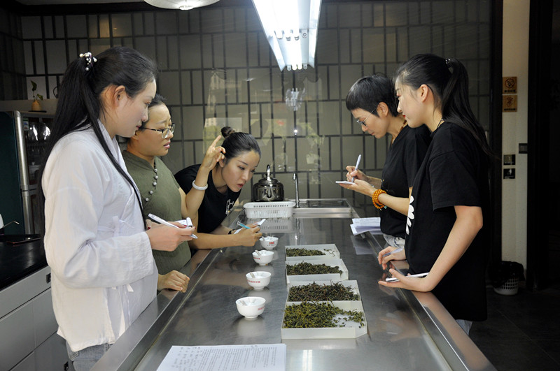 成都学茶艺哪里有培训