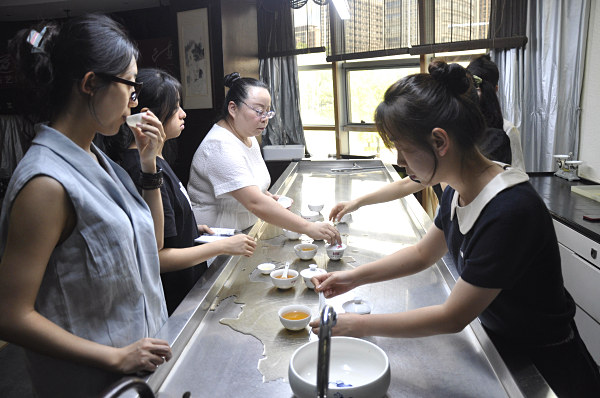 厦门学茶艺师培训中心在哪里?