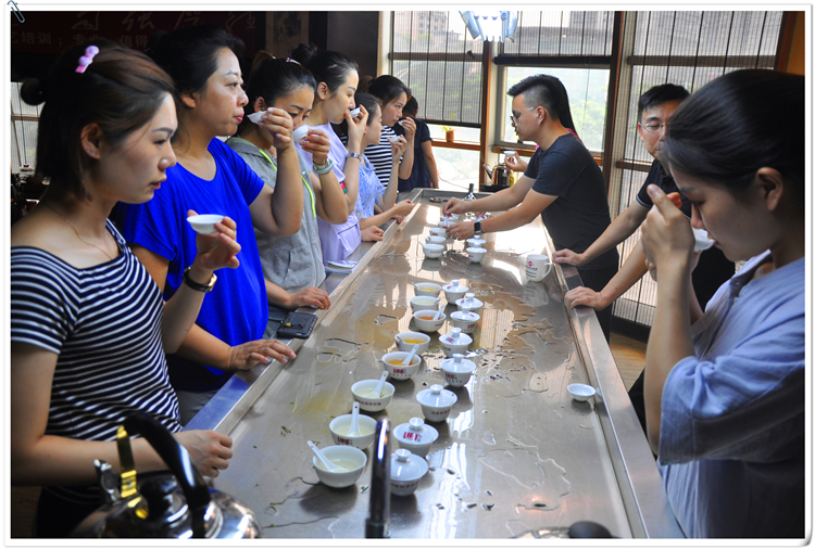 茶道培训班一般多少钱? 12980元学当代功夫，其他学过去花架子