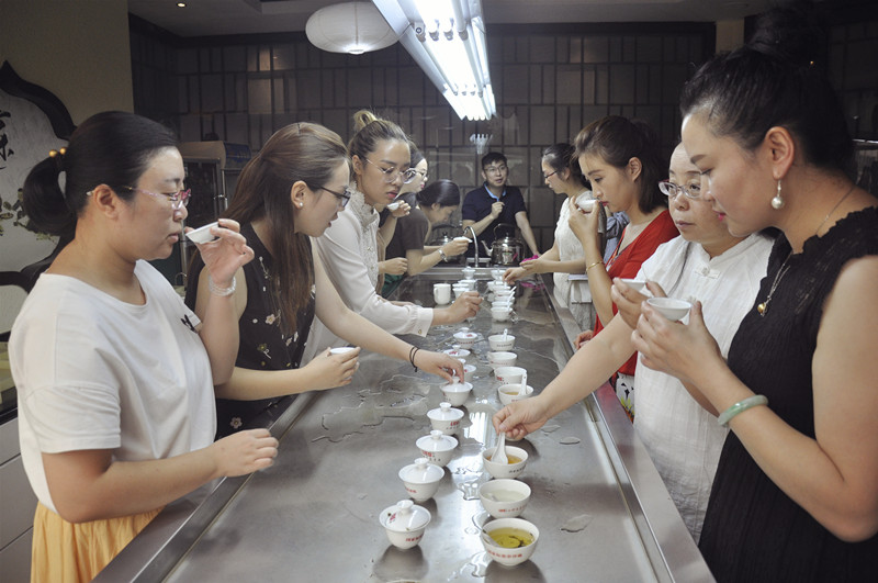 天晟茶艺培训学校课程是否包括茶叶食品安全知识？