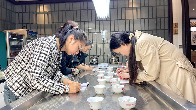 茶艺培训大PK 天晟茶艺培训PK当下茶艺培训(图1)