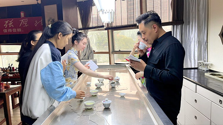 茶道培训班哪里好? 自强厚德承茶载道 