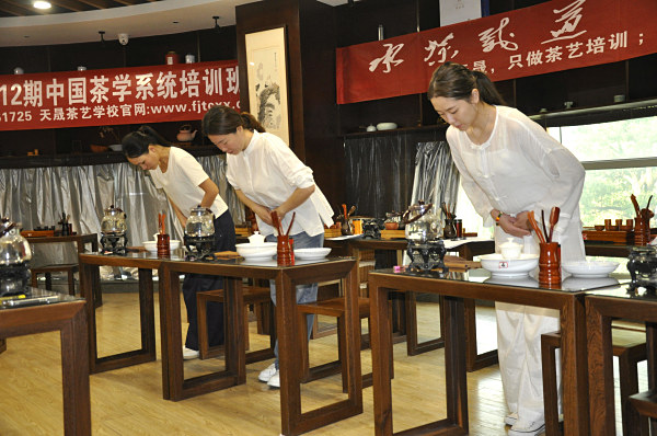 第212期：安溪茶艺之茶具展示学习(图2)