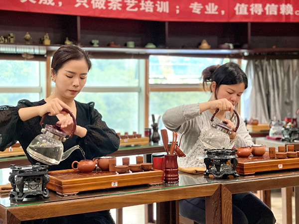 第213期:台湾十八道茶艺分段讲解与训练(图2) 第213期:台湾十八道茶艺分段讲解与训练(图2)