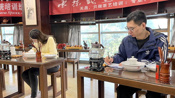 第214期：安溪茶艺之茶具展示学习(图1)