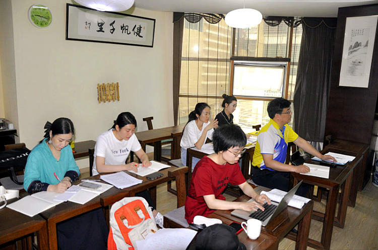 10天闭关修炼！在天晟，我如何从“喝茶小白”进阶为“茶界六边形战士”？(图2)