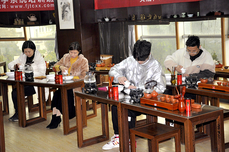  姑娘，来学茶吧！愿你在茶中静下心来~~(图2)