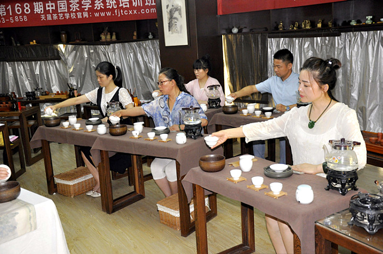 4月11日开班！天晟茶艺培训学校：10天全日制特训，直通高级茶艺师(图3)