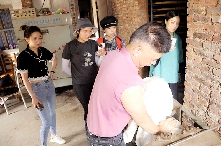 4月11日天晟开班,这才是茶艺师该有的“硬核”打开方式(图4) 4月11日天晟开班,这才是茶艺师该有的“硬核”打开方式(图4)