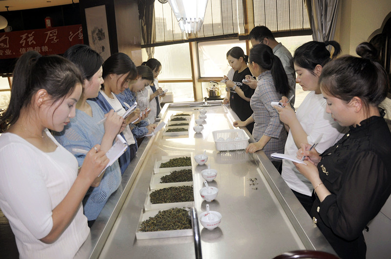 从茶园到茶桌的无缝跨越(图2)