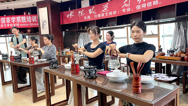 第218期：安溪茶艺之茶具展示学习(图3)