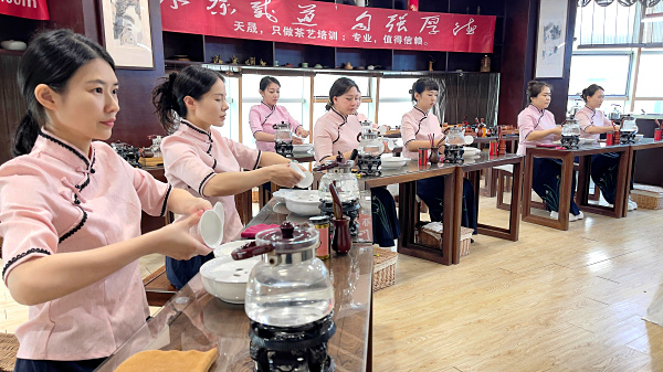 第219期:安溪茶艺表演考核(图2) 第219期:安溪茶艺表演考核(图2)