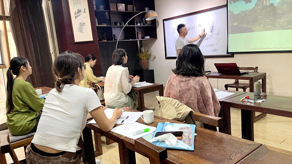 学茶艺，参加茶艺师培训，我只选天晟茶学系统培训班(图1)