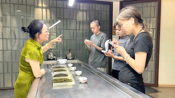 第220期:乌龙茶分类及安溪四大名茶审评与检验(图2) 第220期:乌龙茶分类及安溪四大名茶审评与检验(图2)