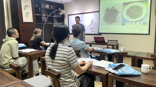 十九年坚守,只为传承真正的中国茶学(图1) 十九年坚守,只为传承真正的中国茶学(图1)