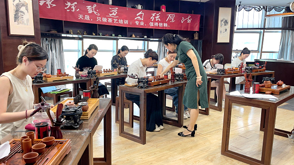 第223期:台湾十八道茶艺茶具展示学习(图1) 第223期:台湾十八道茶艺茶具展示学习(图1)