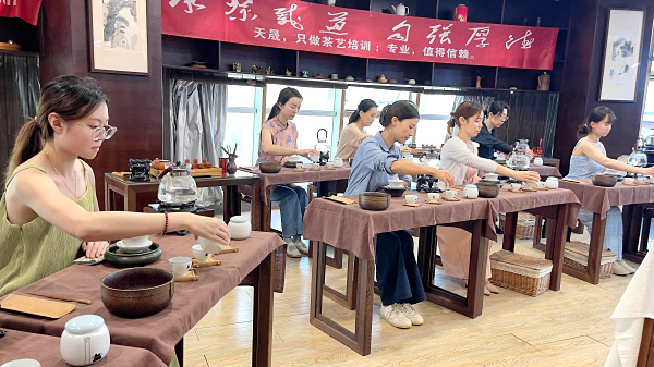 第223期：干泡之行茶十式茶艺流水训练复习(图3)